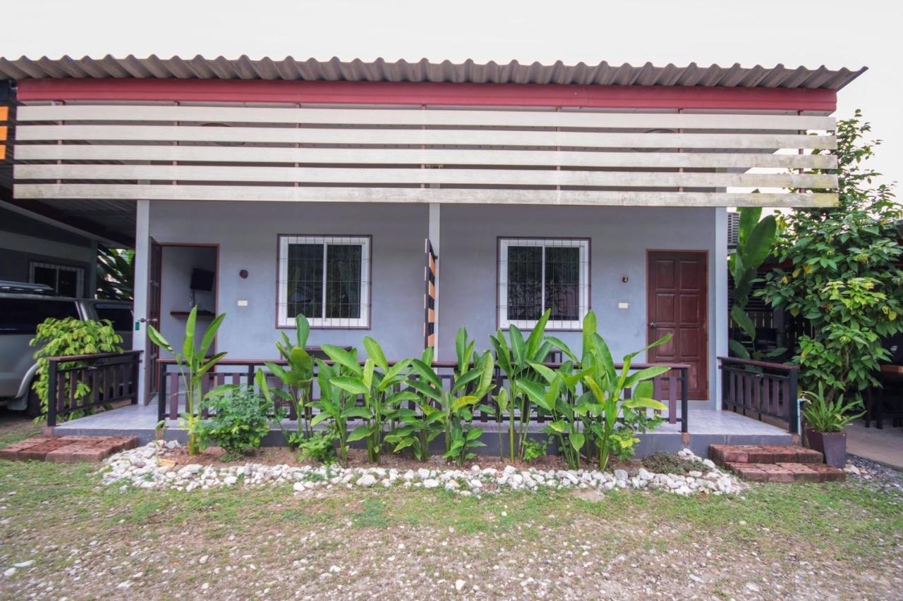 Oyo 75312 Banana Lodge Khao Lak Ngoại thất bức ảnh
