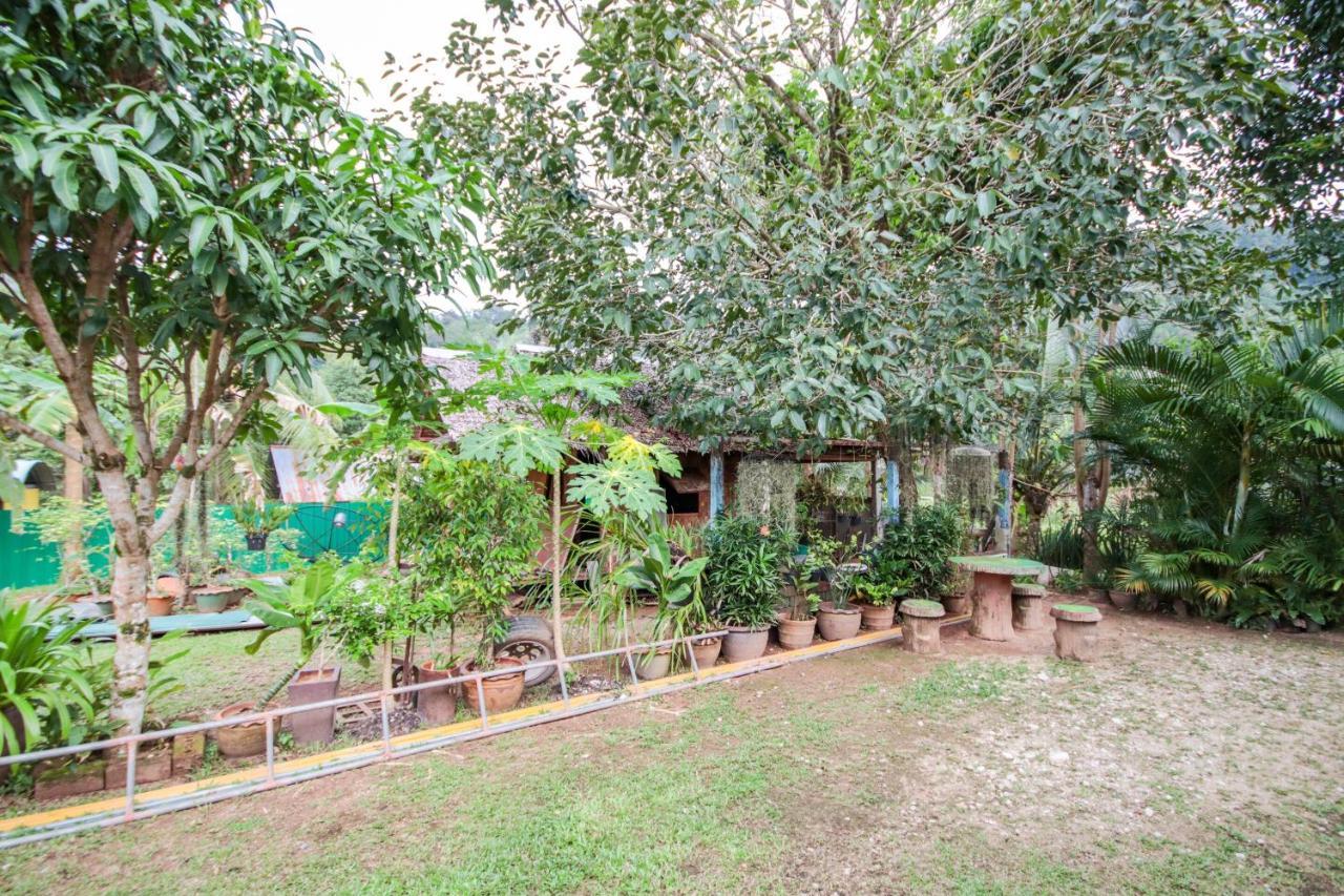 Oyo 75312 Banana Lodge Khao Lak Ngoại thất bức ảnh