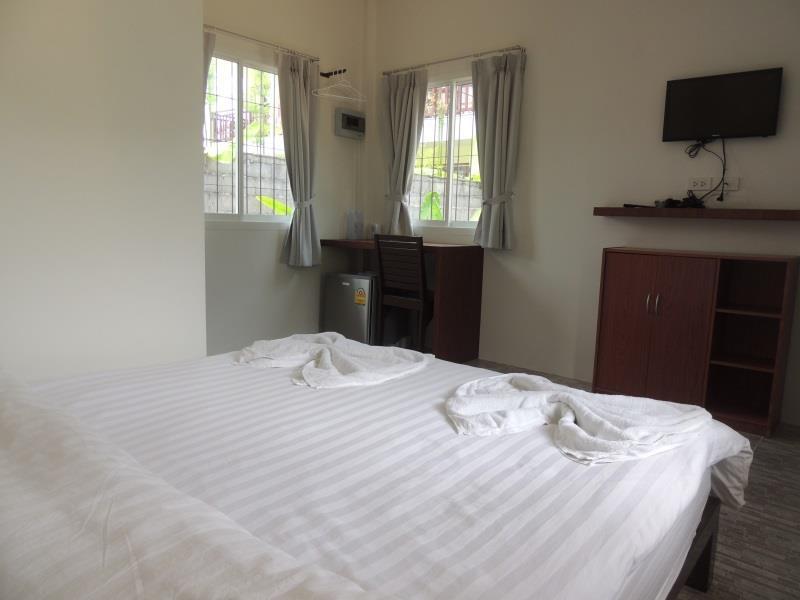 Oyo 75312 Banana Lodge Khao Lak Ngoại thất bức ảnh
